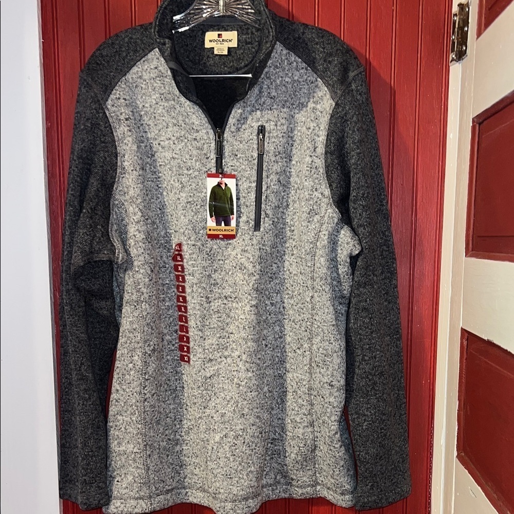 Woolrich Men's Zip-Up Sweater in Gray and Black XL